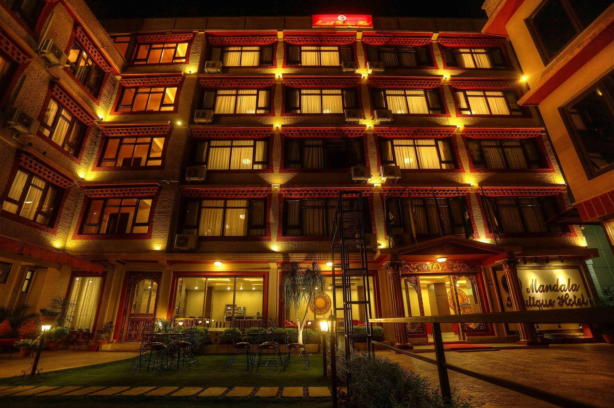 มันดาลา บูทิก โฮเต็ล Hotel กาฐมาณฑุ ภายนอก รูปภาพ
